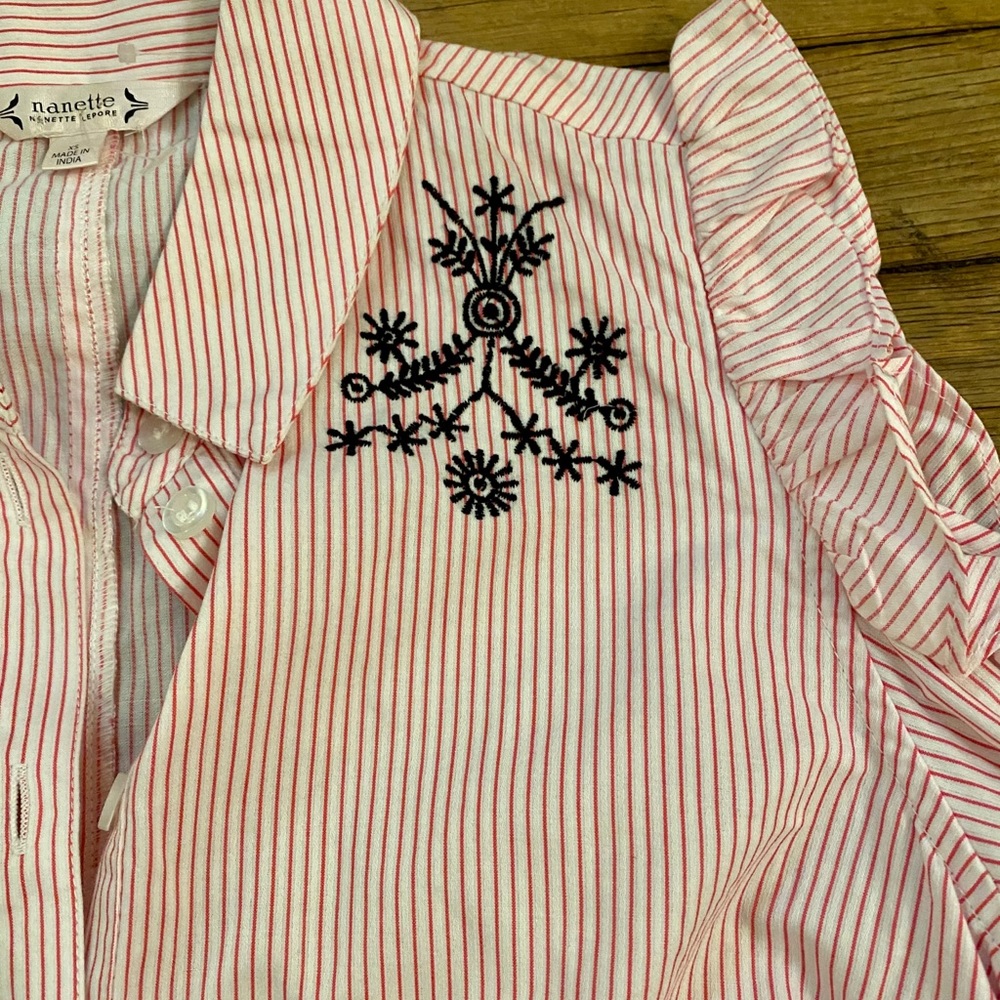 NANETTE LEPORE Cold Shouder Ruffle Button Down NWT - Picture 6 of 10